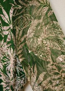 Trendy New Green And White Top( L)
