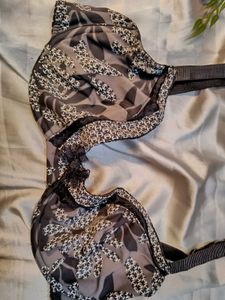 🇳🇿💫🎀 Imported Elegant Black Lace Bra