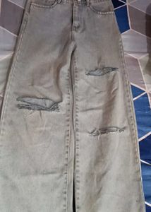 Women's Light Wash Ripped Jeans