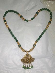 Elegant Green Beaded Necklace