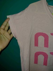 pink colour top