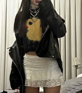🐥Duck Graphic Sweater