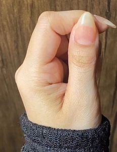 Elegant Almond Shape hyper realistic nails