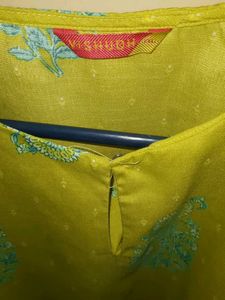 Short Kurti