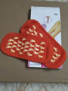 Spa Gel Socks - Moisturizing Foot Treatment
