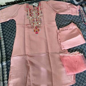 Elegant Peach Embroidered Kurta Set