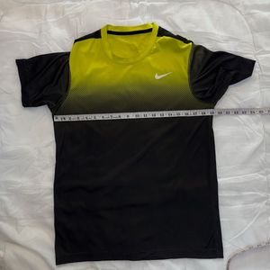 Nike Dri-FIT T-Shirt proper M size men's