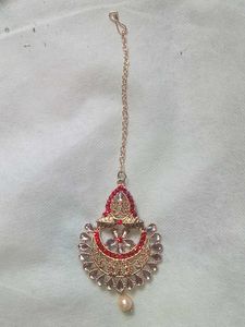 Earrings With Mantika
