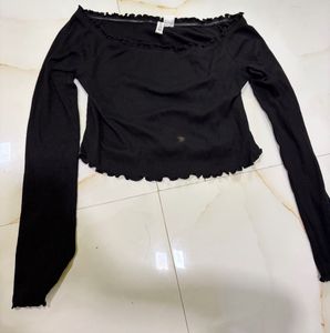 Black Frill Crop Top💕