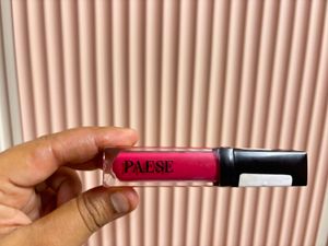 Vibrant Pink Lipstick