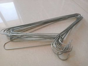 Lot of 20 Metal Hangers