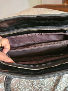 Versatile Black Handbag