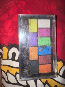2 Combo EyelashesVibrant Eyeshadow Palette