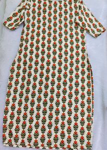Stylish Kurti + 2 Pair Earrings 🌸