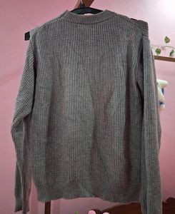 Gray Cold Shoulder Knit Sweater