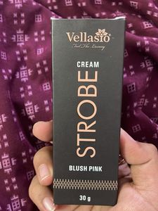 Vellasio Strobe Cream Blush Pink