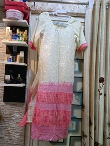 Elegant Kurta with Pink Border