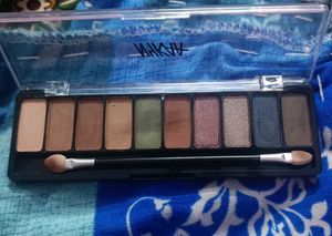 NYKAA Eyeshadow Palette