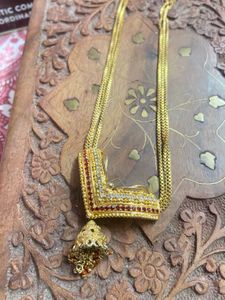 Elegant Gold-toned Necklace Set