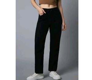 Women Straight Fit Jean's Dark Black