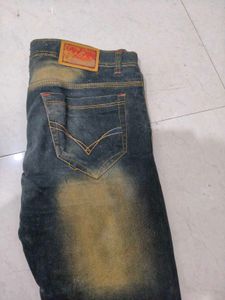 Men's Distressed Blue Jeans