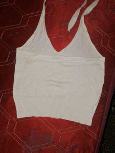 V-Neck Knit Crop Top