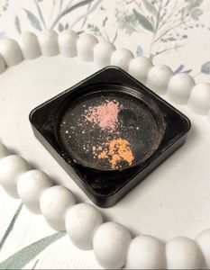 Huda Beauty loose Powder