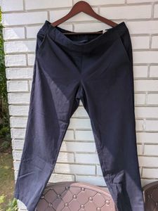 Classic Dark Wash Cropped Pants