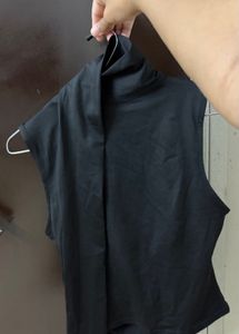 Savana Chic Black Sleeveless Top