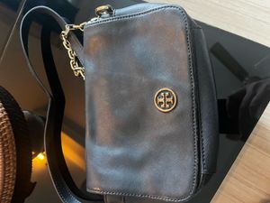 Clearance Tory Burch Black Leather Crossbody Bag