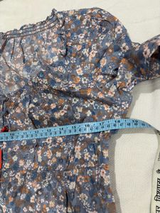 Floral Print 3/4 Sleeve Top