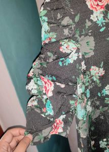Floral Print Puff Sleeve Top