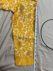 (With Tag)Yellow Block Print Kurta &amp; Pant