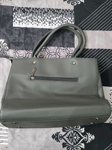 Stylish Grey brendnew Handbag