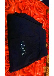 Capri For Women Black Colour