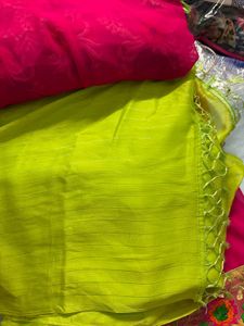 🔥SALE🔥Vibrant Lime Green Saree with Pink Blouse