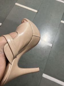 Chic Beige Platform High Heels