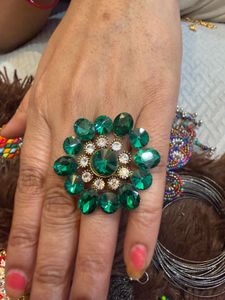 combo Stunning Emerald Statement Ring