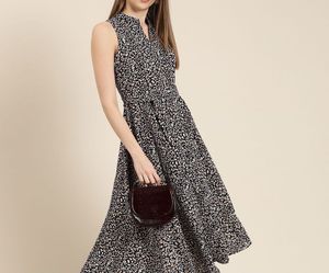 Chic Sleeveless Polka Dot Dress