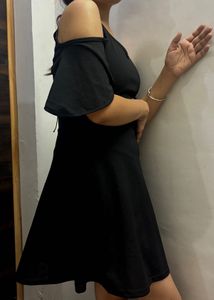 Chic Black Cold Shoulder Dress