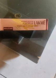 Lakme Powerplay Priming Matte Lipstick