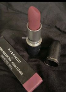 MAC Powder Kiss Lipstick shade sourta