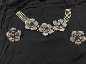 Floral Design Oxidized Silver Necklace Set