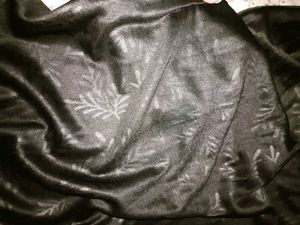 NEW  BLACK SKIRT