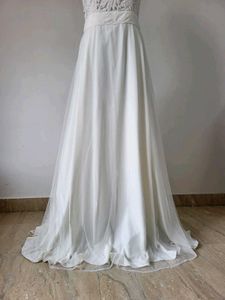 Elegant Lace &amp; Chiffon Gown