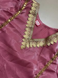 Elegant Pink Kurta with Gold Embellishments