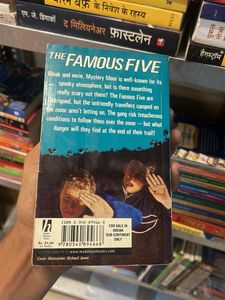 The Famous Five: Five Go to Mystery Moor