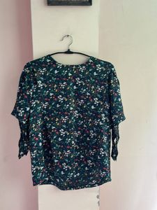 Floral Print Tie Sleeve Top