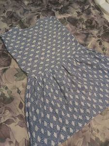 Women's Blue &amp; White Printed Sleeveless V-Neck Top