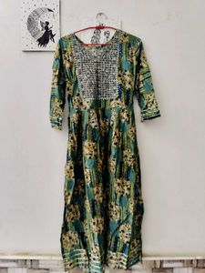 nayra cut kurti pajama duppta set
